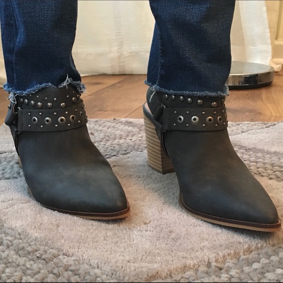 Sale ASH BLUE/GRAY EMBELLISHED SLING BACK - Picture 7 of 13